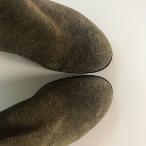 NEW! Gianni Binni khaki suede bootie - Picture 9 of 9